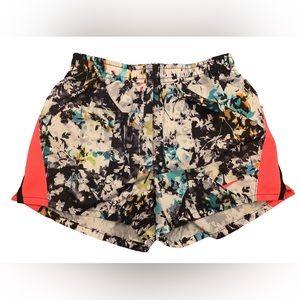 GIRLS NIKE SHORTS SIZE 5